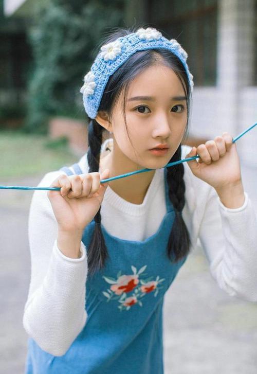 FB体育-多特蒙德球队神勇表现，势不可挡领跑榜首，多特蒙德队史十大球星