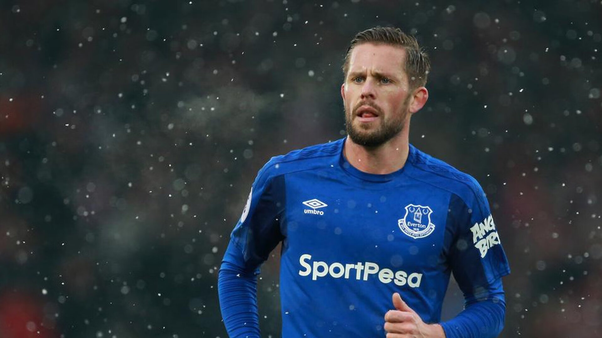 足球伤病的秘密:如何预防和康复?,足球运动损伤预防措施